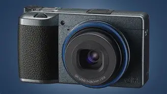 The Real Truth: Ricoh GR IV or Manfrotto One?